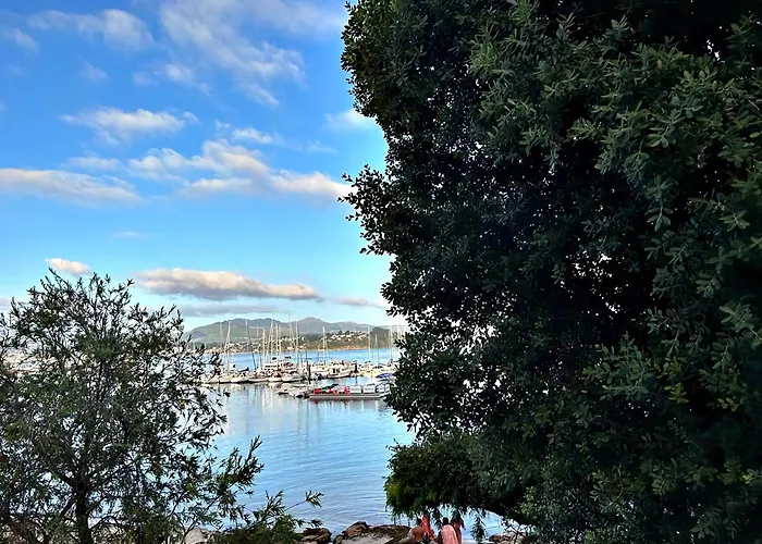 Hoibai, Raina, Atico, Con Vistas Al Casco Historico De Baiona, Galicia